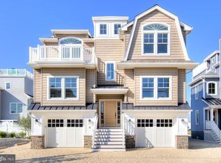 17 W Roosevelt Ave, Long Beach, NJ 08008