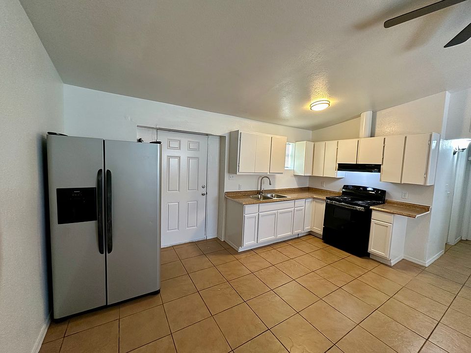 1st image of 526 N Calle Ramada #3
