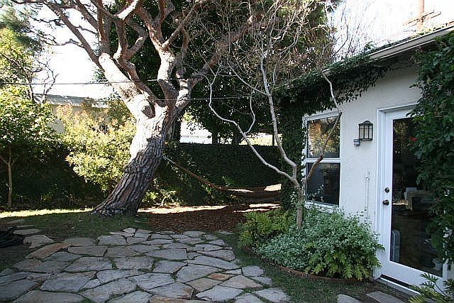 2nd image of 822 Valita St