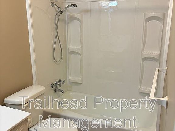 5th image of 5884 W 58th St APT 200
