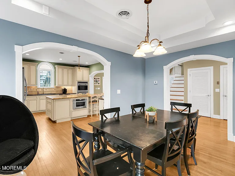 3 Monmouth Pl — Photo 10