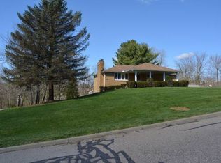 137 Meadow Rd, Wintersville, OH 43953