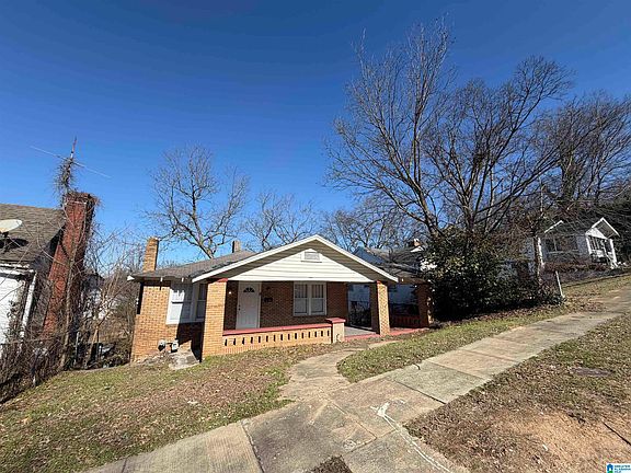 3rd image of 4166 51st Ave N