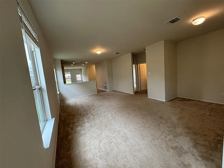 250 Zuma Dr — Photo 11