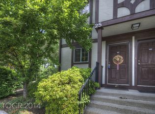 2501 Hemingway Ln, Mahwah, NJ 07430