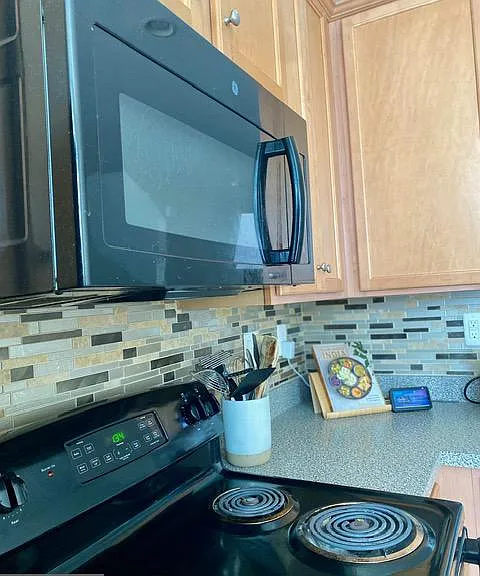 7237 Yesterday Ln — Photo 15