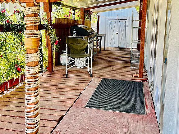 5th image of 1624 Palm St Unit 164