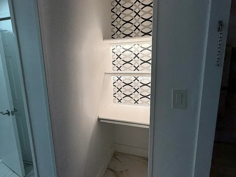 477 Mercer St #1 — Photo 9