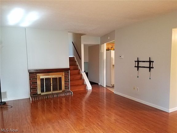 2nd image of 10465 Greenview Dr