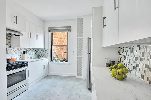 Sold by Corcoran | media 3