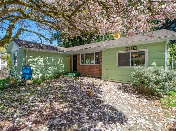 14828 Ashworth Avenue N, Seattle, WA 98117