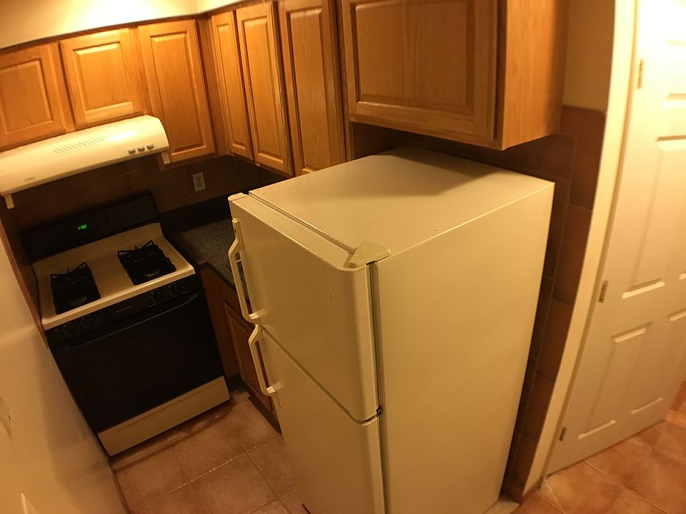 2nd image of 2641 29th St #1