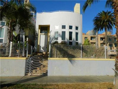 412 N Tremont St, Oceanside, CA, 92054