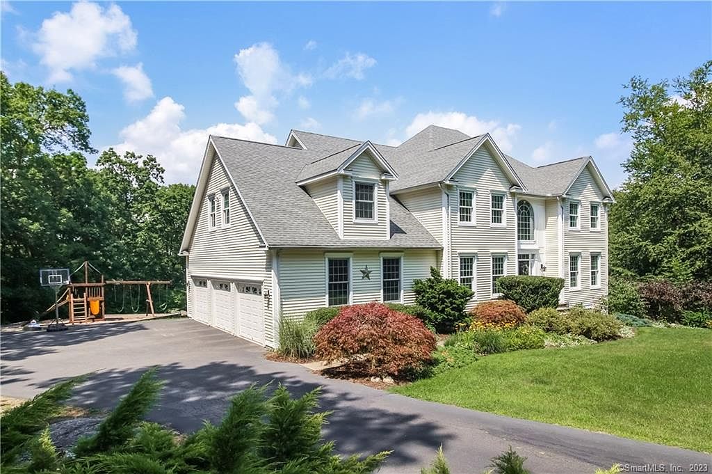 18 Winton Farm Rd, Newtown, CT 06470 Zillow