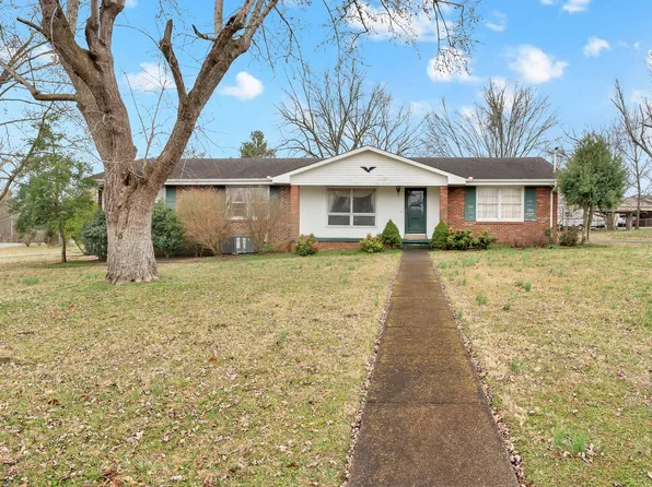 204 Wade Dr, Shelbyville, TN 37160