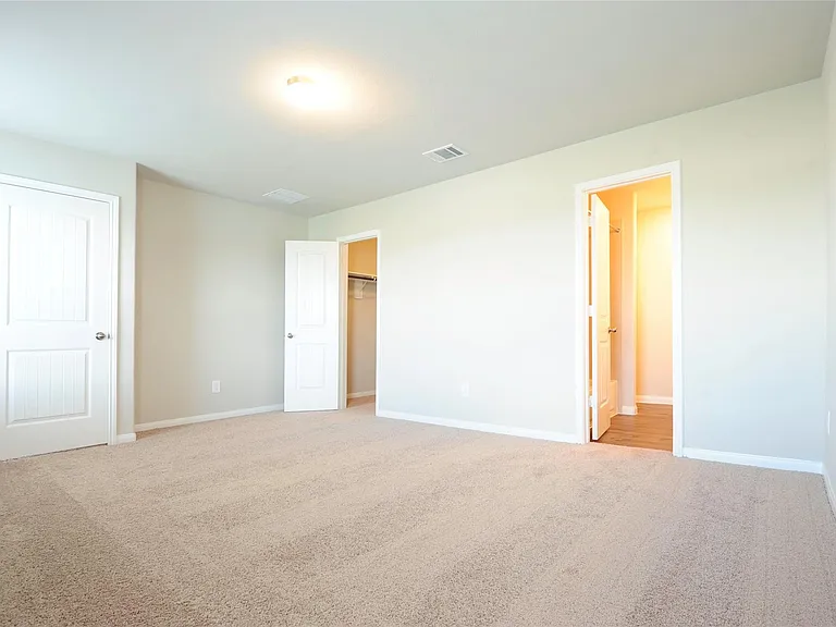 24735 Allori Ct — Photo 32