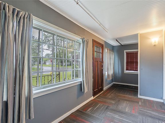 5th image of 401 Richfield Blvd