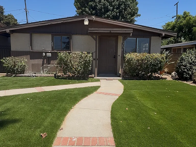 13030 Bradwell Ave — Photo 1