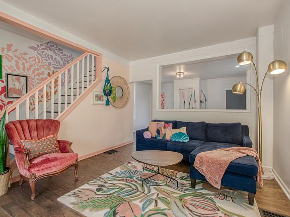 3rd image of 1214 Franklin Ave