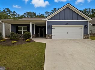 8325 Loch Lomand Ln, Winston, GA