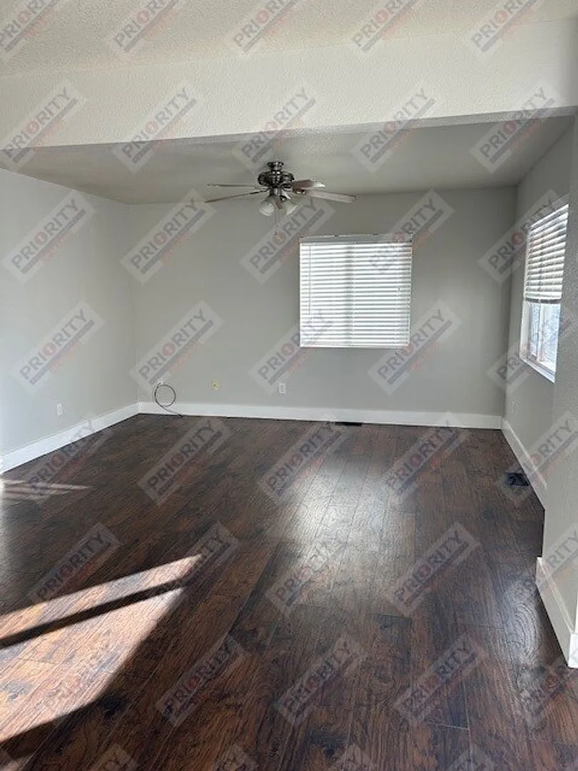 3/2.5 Townhome — Photo 3