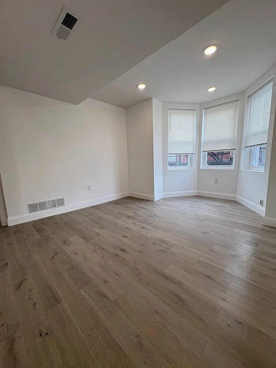 Building Photo - 1331 Dickinson St #2A
