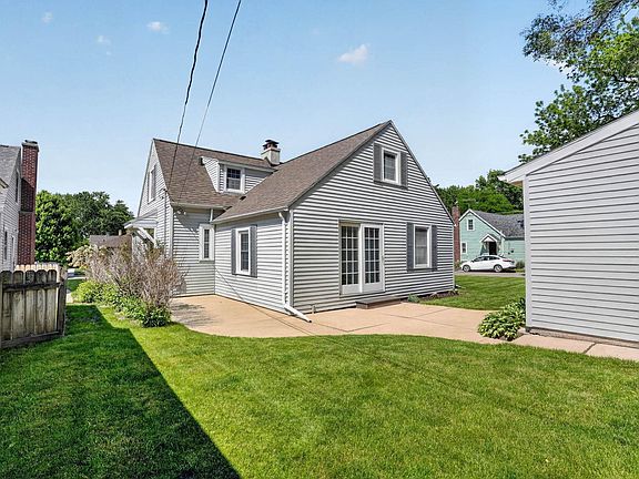 3rd image of 601 Kingsley Ave