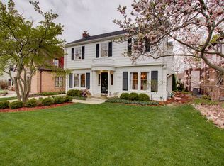 6069 N Kent Ave, Whitefish Bay, WI 53217