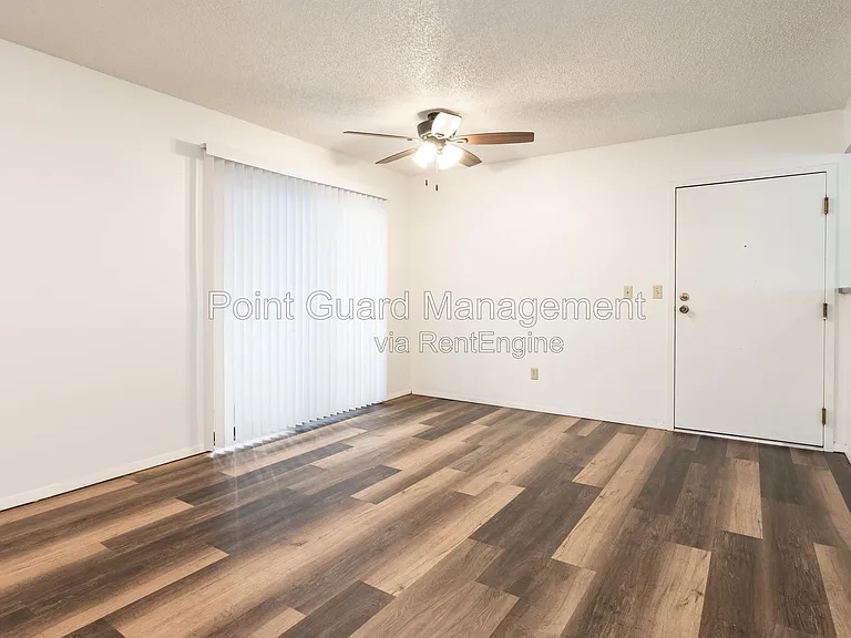 Midtown Place Apartments — Photo 57