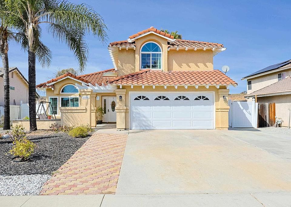 1st image of 39941 Pearl Dr