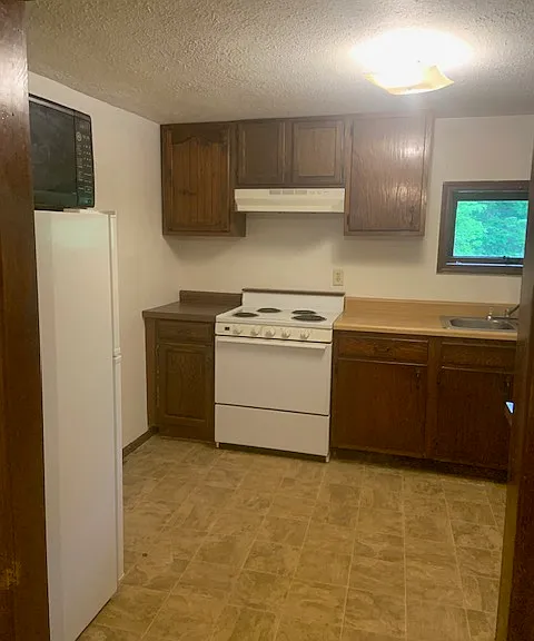 2144 N US Highway 231 — Photo 1