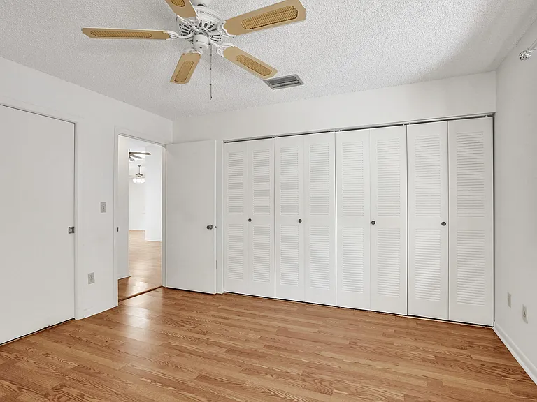 78 Mayfair Ln #78 — Photo 9