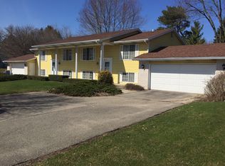 2261 Saginaw Rd SE, Grand Rapids, MI 49506