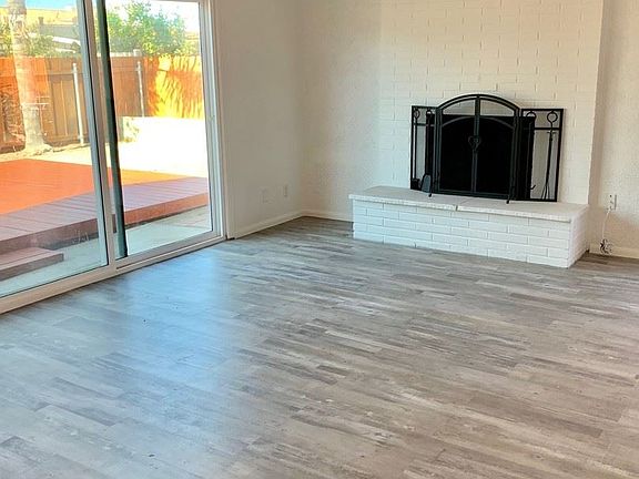 3rd image of 2704 Pierpont Blvd