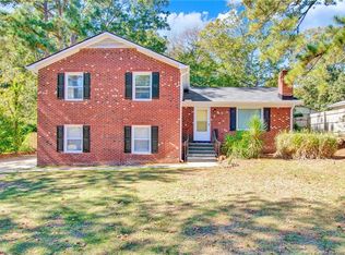 1031 Cain Rd, Fayetteville, NC 28303