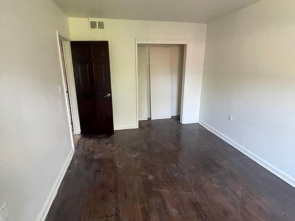 3rd image of 1107 E 231st St Floor 2