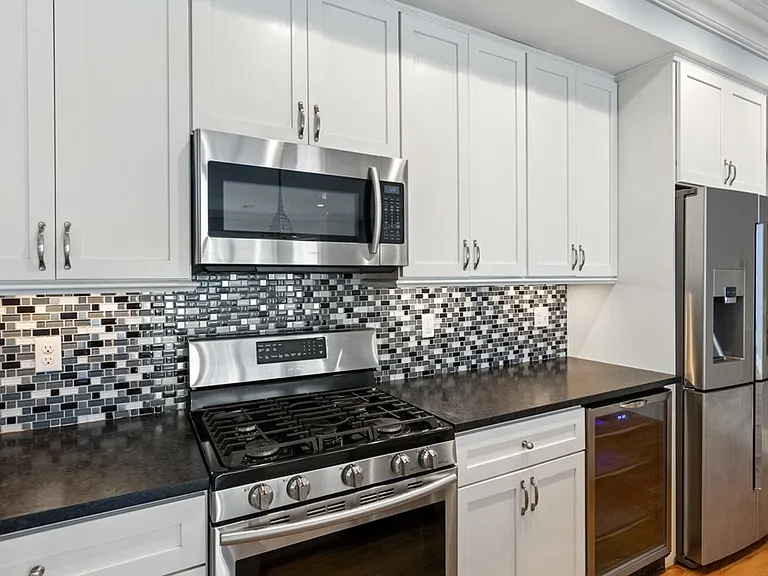 15 Preble St #4 — Photo 3