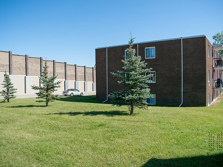 5355 Waverley Dr SW — Photo 14