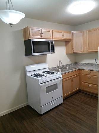 1st image of 502 Koehler Ct #A2