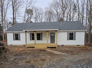 2 Cedar Bluff Ln, Hardy, VA 24101