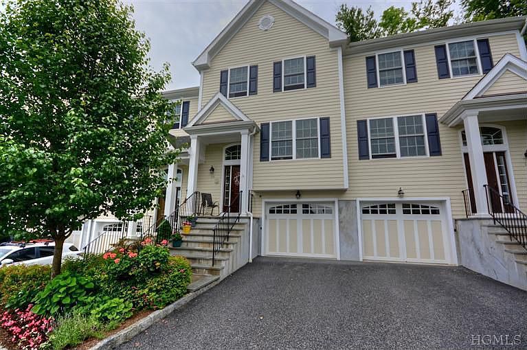 1st image of 103 Villa Ct