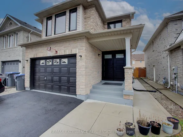 5 Wildsky Rd, Brampton, ON L6Y 5P6