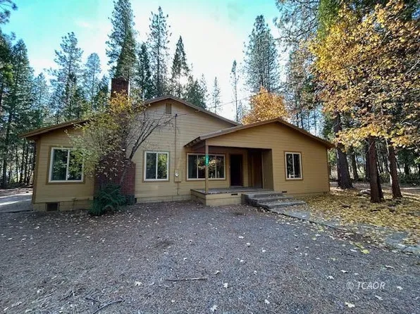 500 Airport Rd, Trinity Center, CA 96091