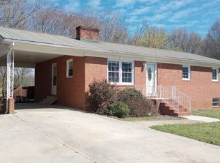 519 E Kime Ave, Liberty, NC 27298