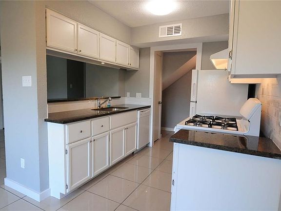 2nd image of 1321 Southport Dr APT D