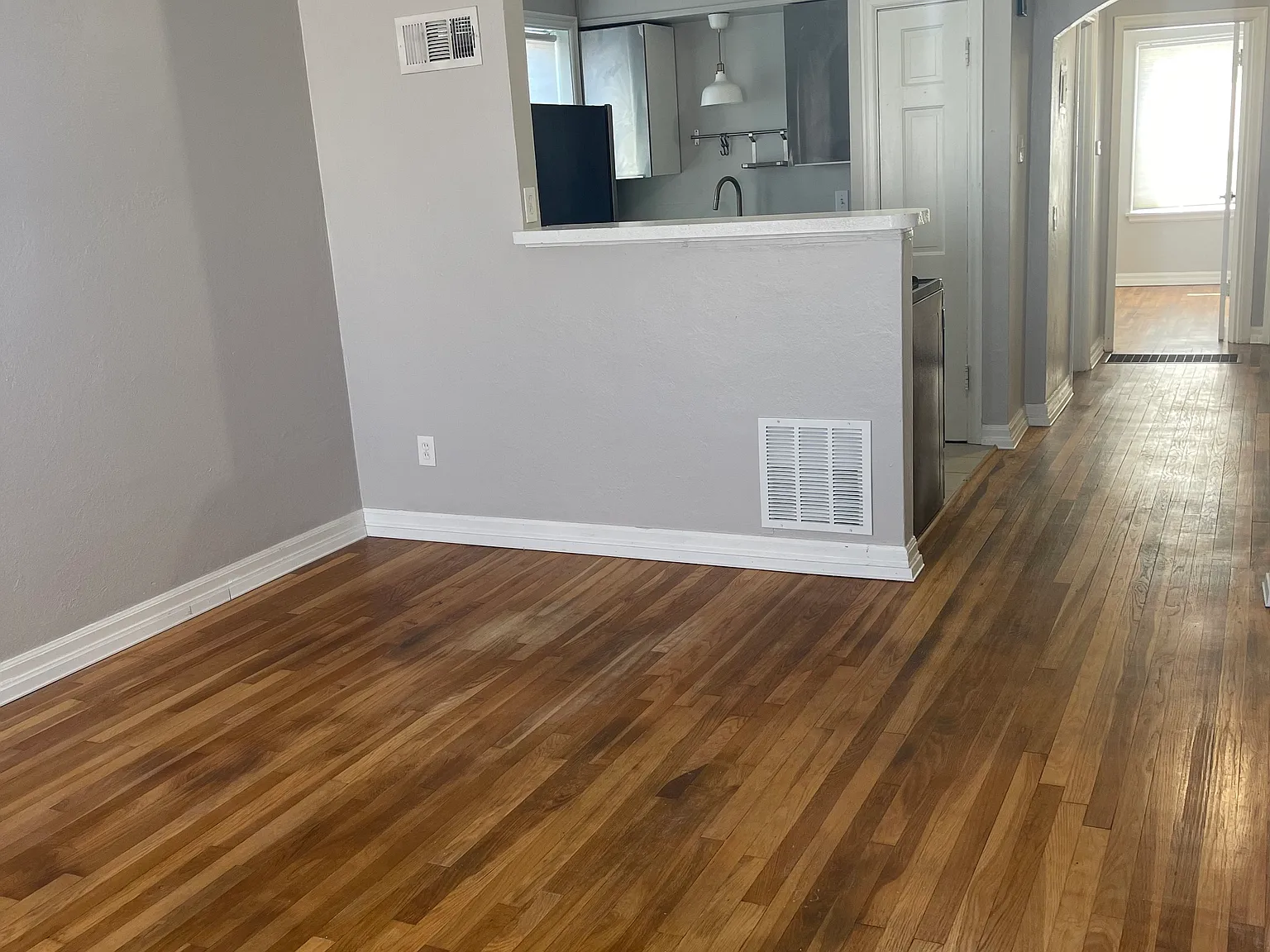 1 bed, 700 sqft, $860 — Photo 4