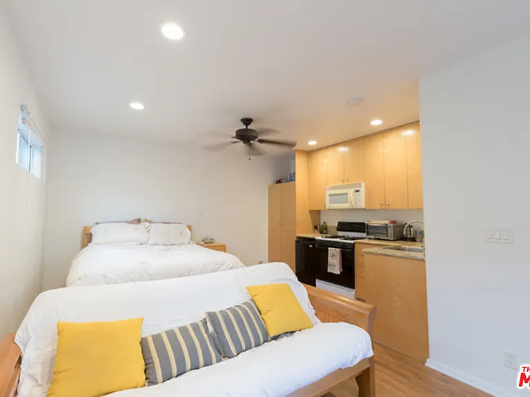 11874 Juniette St — Photo 24