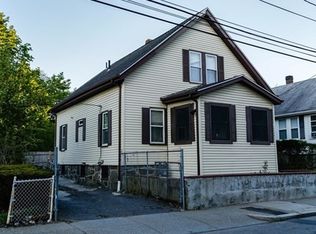 320 Wood Ave, Hyde Park, MA 02136