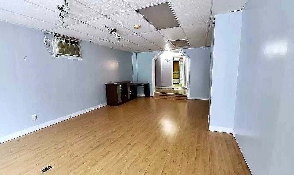 2nd image of 22 Front St #V