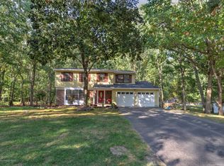 40 Eaglenest Rd, Freehold, NJ 07728